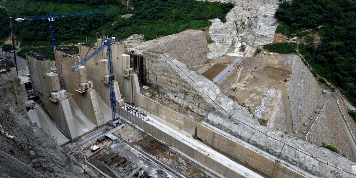 El avance en los trabajos de la hidroeléctrica supera el 80 por ciento y estaría lista este año.