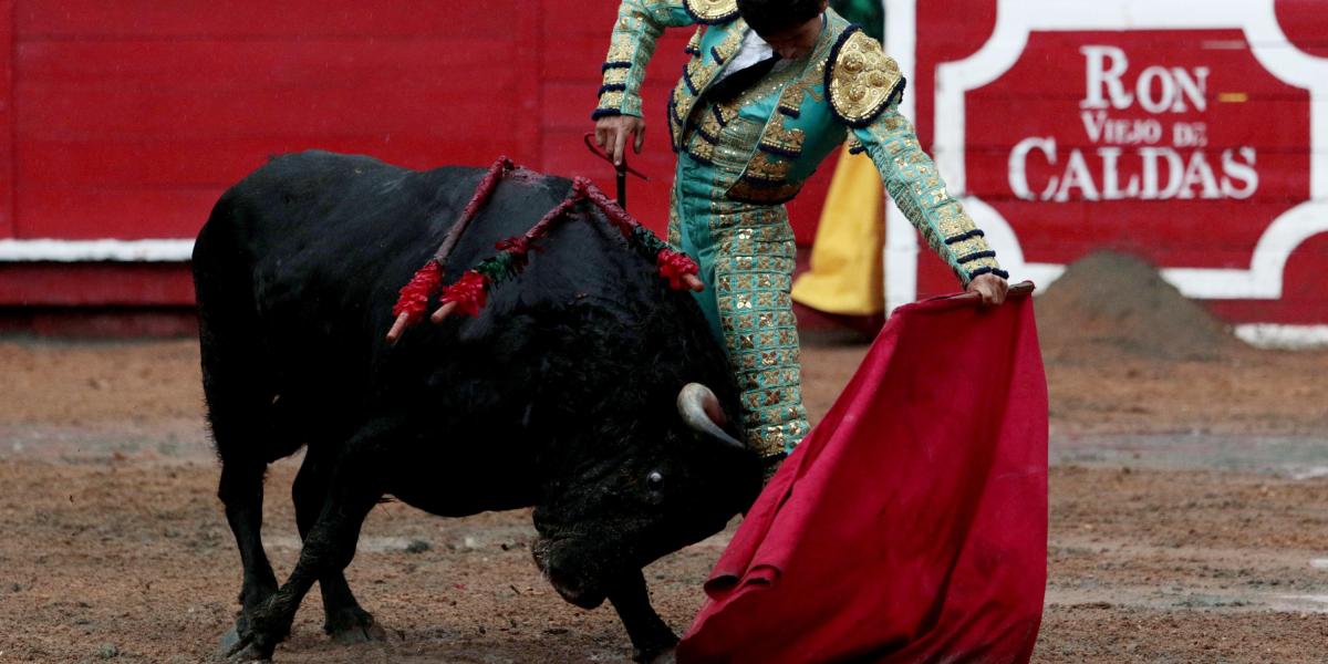El novillero colombiano Sebastián Cáqueza se presentó este martes en la tercera corrida de toros de la Feria de Manizales.