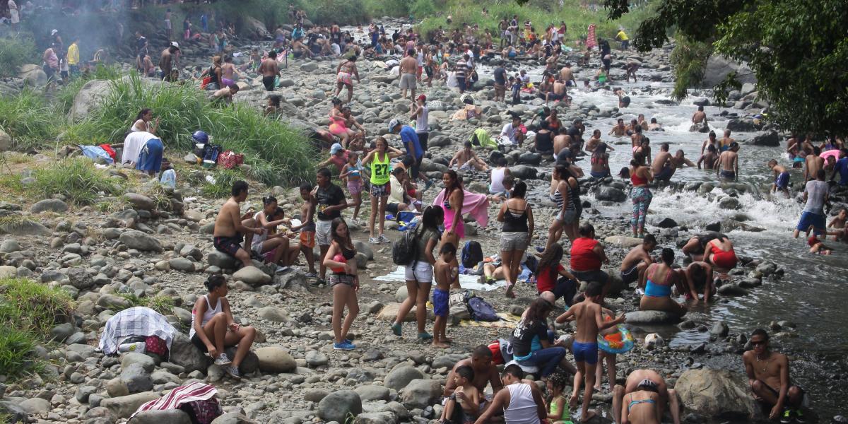 Se estima que durante los puentes festivos y época de vacaciones llegan cerca de 100 mil turistas al corregimiento de Pance, lo que causaría impacto en el ecosistema.