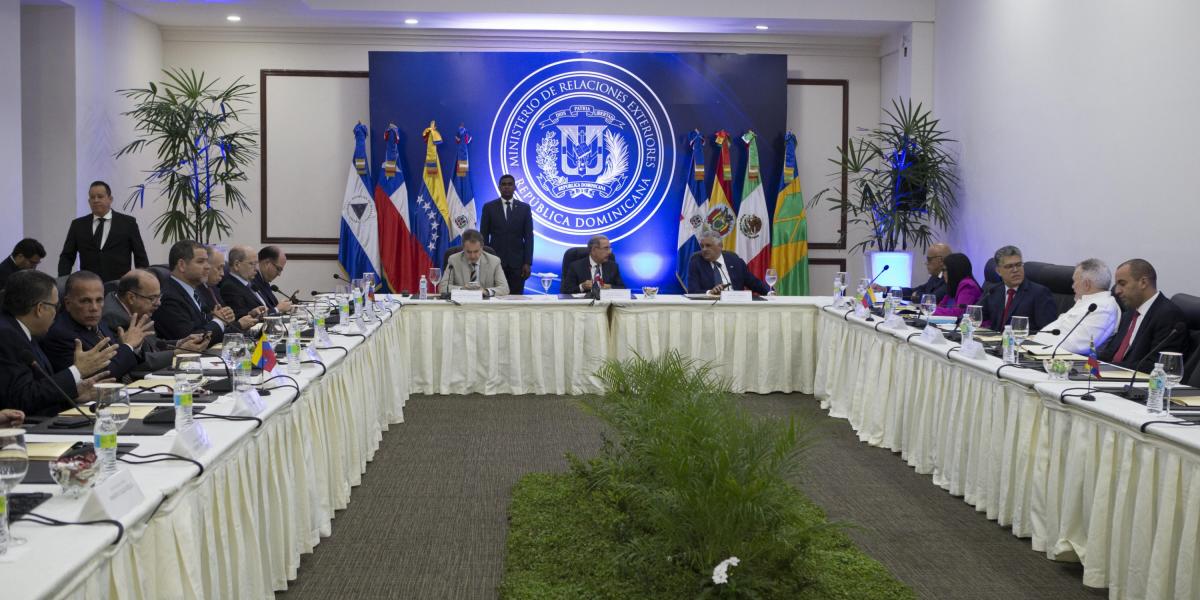 República Dominicana es la sede de los diálogos entre la oposición y el oficialismo de Venezuela. En la reunión de este viernes, se espera llegar a un acuerdo entre las partes.