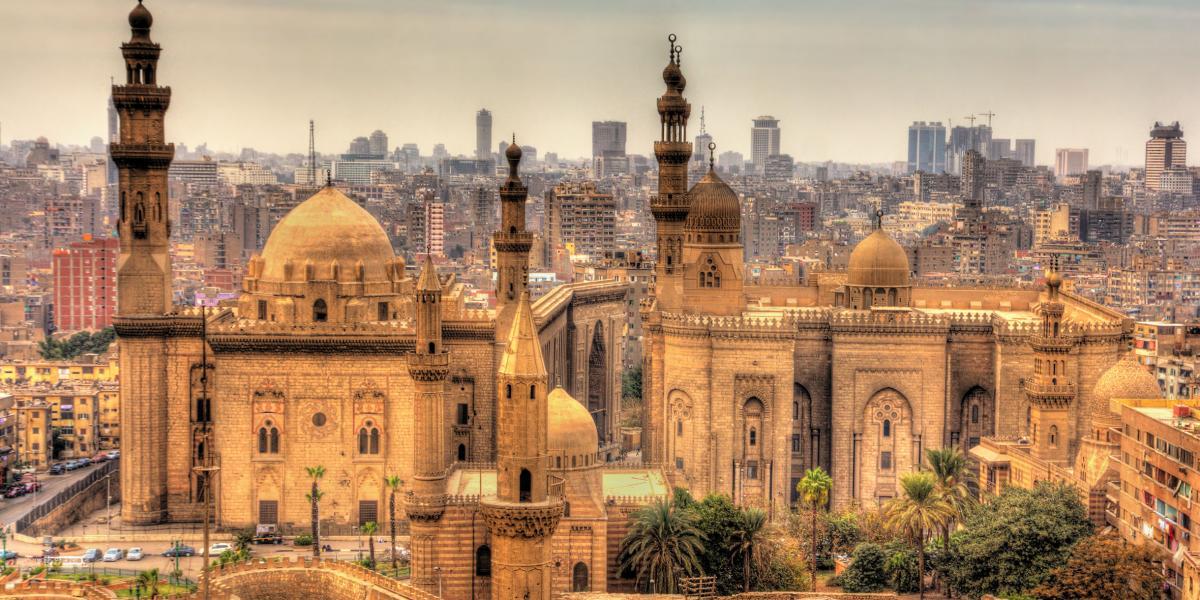 Vista de las mezquitas del sultán Hasán y al Rifai, en El Cairo.