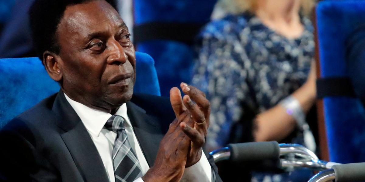 Pelé, el único futbolista que ha ganado tres mundiales, ha sido hospitalizado por problemas de riñón y próstata en los últimos años.