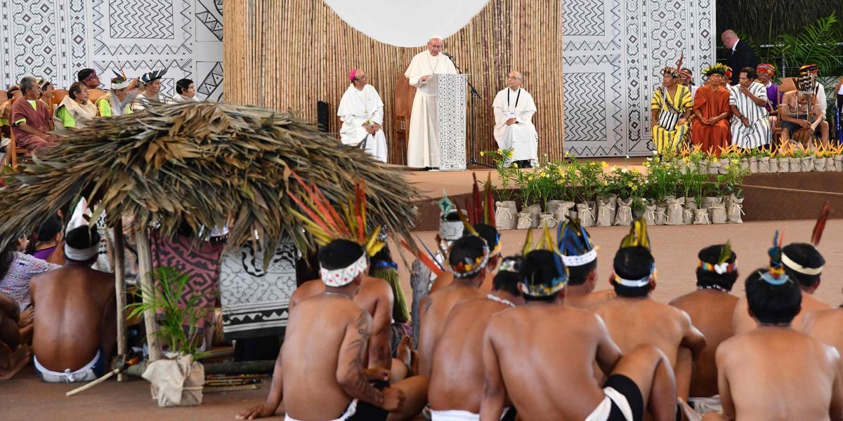 En Perú, el papa Francisco visitó la ciudad amazónica de Puerto Maldonado.