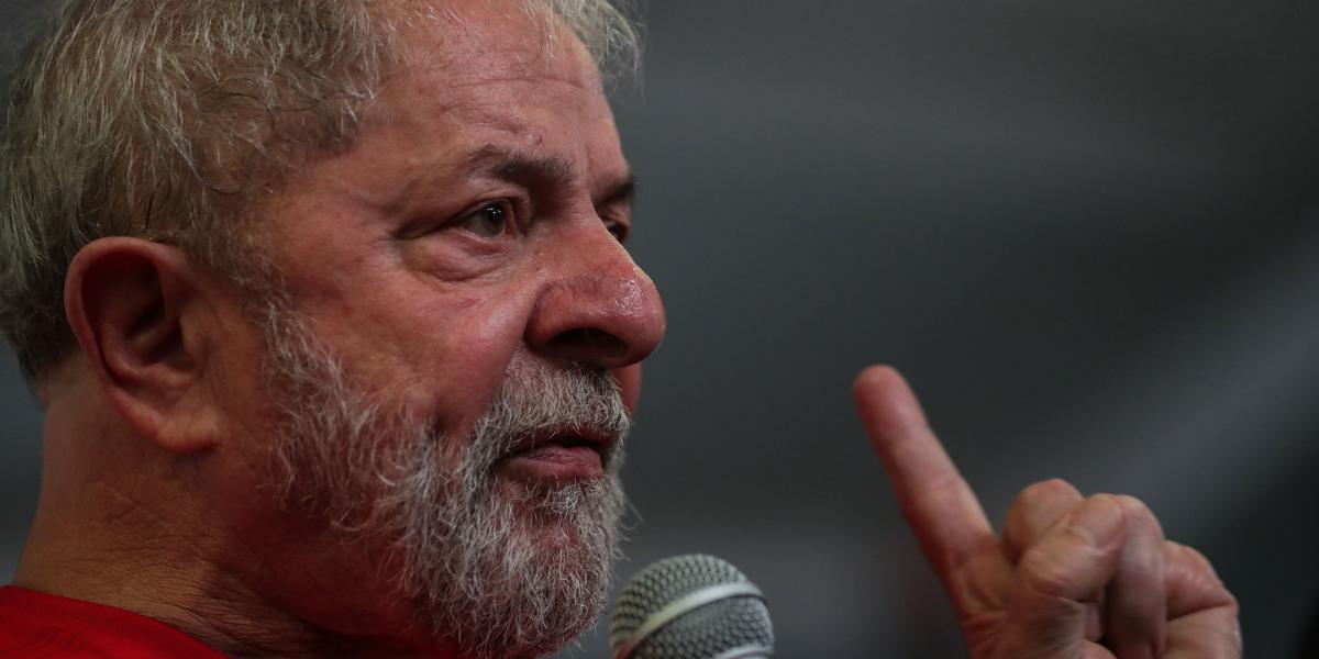 Lula da Silva, presidente de Brasil entre el 2003 y 2010, manifestó antes del juicio que seguirá "luchando" hasta el día en el que muera.