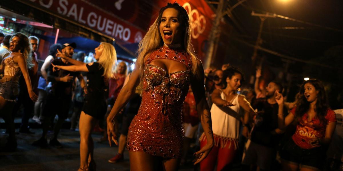 Estrella transgénero del Carnaval de Río abre las puertas a la diversidad.