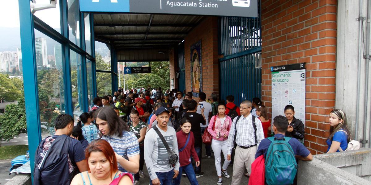 No se descartta que un rayo haya sido el causante del gran daño en el metro, entre las estaciones Poblado y Aguacatala.