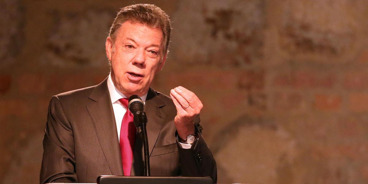 El presidente de Colombia, Juan Manuel Santos, habla durante la instalación del periodo de sesiones de la Comisión Interamericana de Derechos Humanos (CIDH).