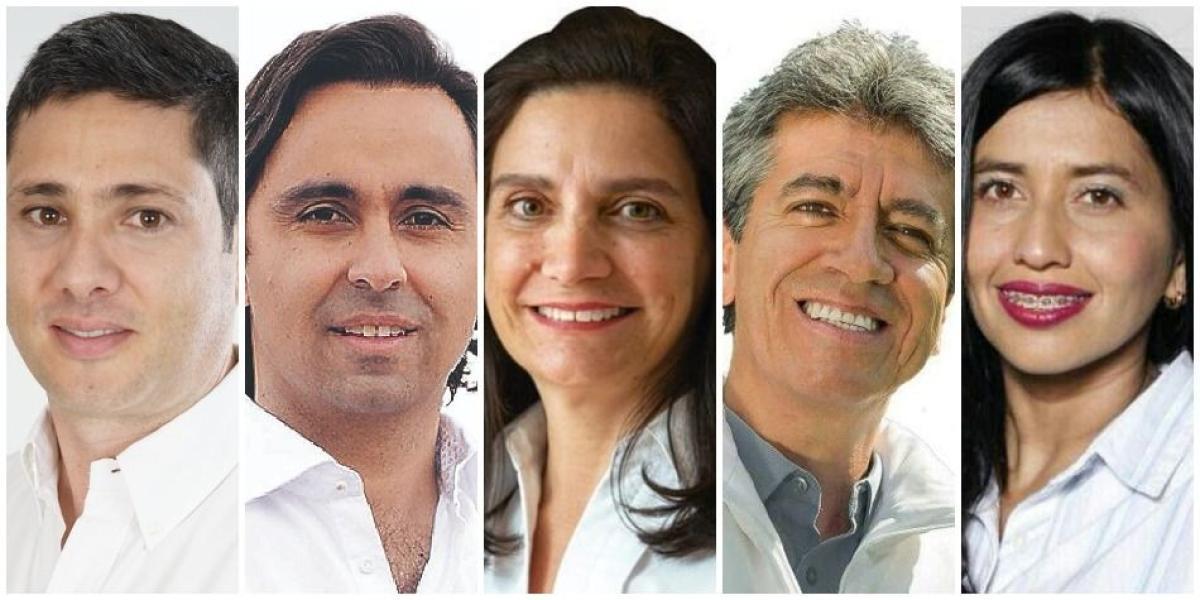 De izq. a der.: Samir Abisambra, Felipe Ríos, María Elisa Uribe,José Cuesta Novoa y Paula Valencia.
