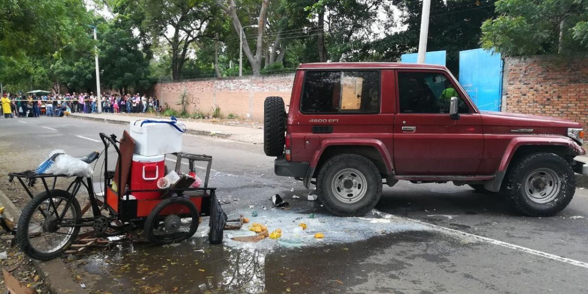 Las cinco personas que resultaron heridas fueron trasladadas a un centro asistencial de Cúcuta donde son atendidos.
