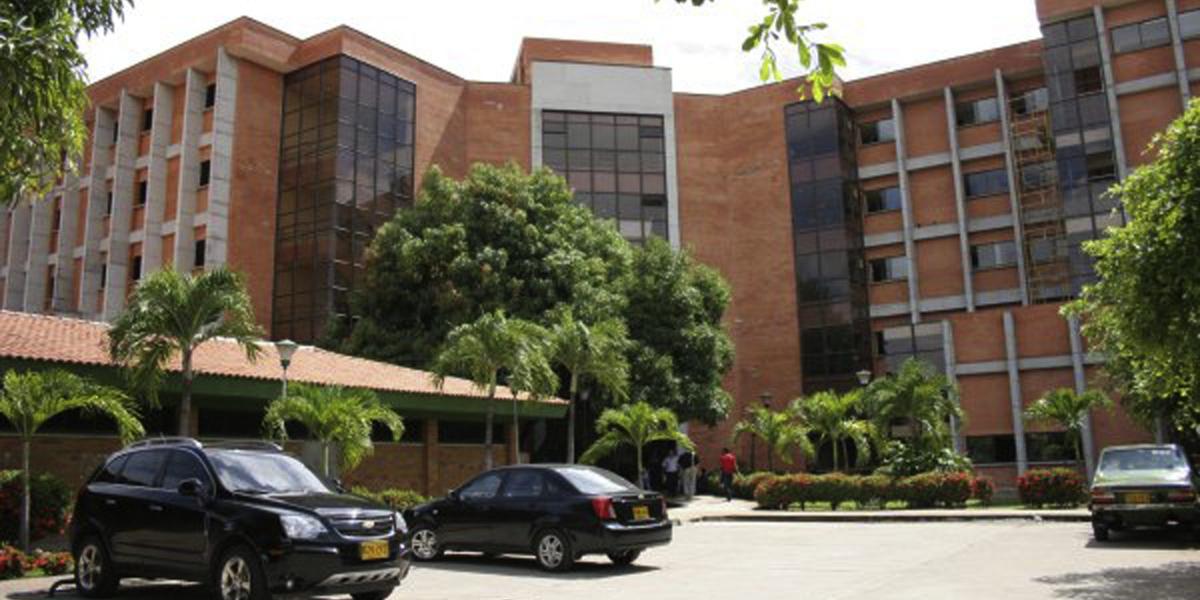 En el Hospital Rosario Pumarejo de López permanecen 3 personas que resultaron intoxicadas tras comer carne molida.