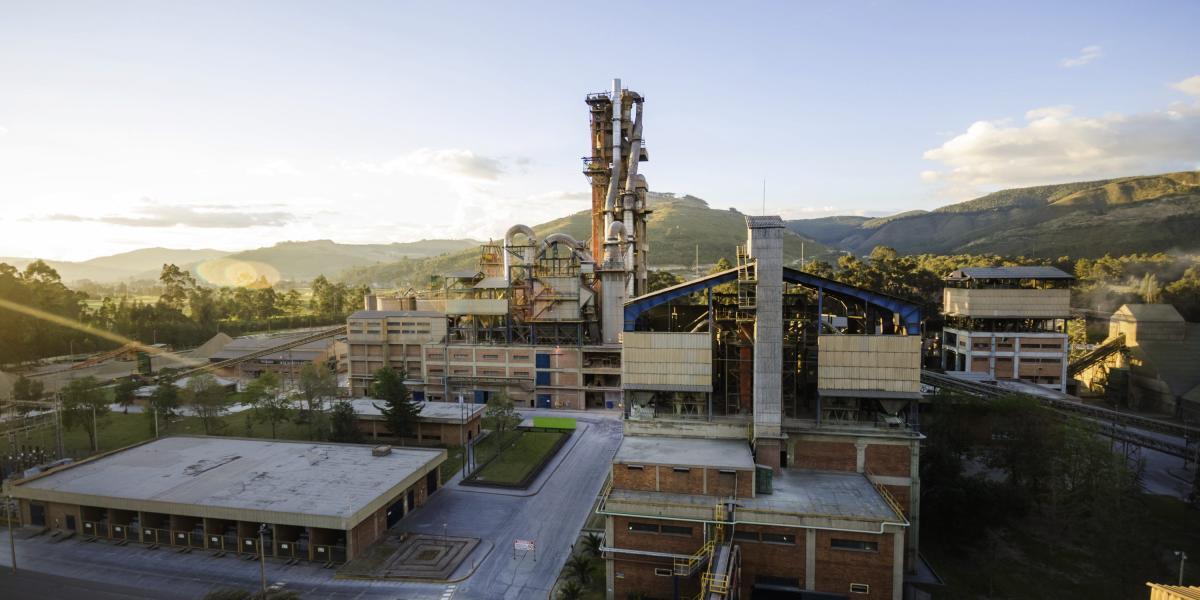 Esta planta de producción de Sogamoso (Boyacá) ya no generará su propia energía, sino que se la comprará a la firma centroamericana.