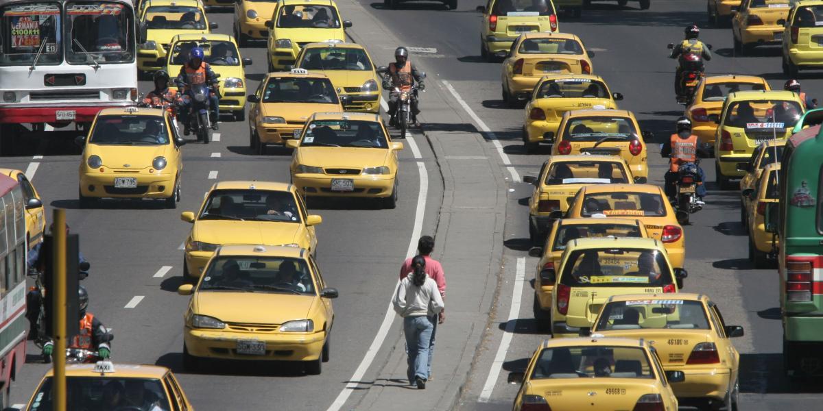 Hoy en la ciudad hay cerca de 52.000 taxis