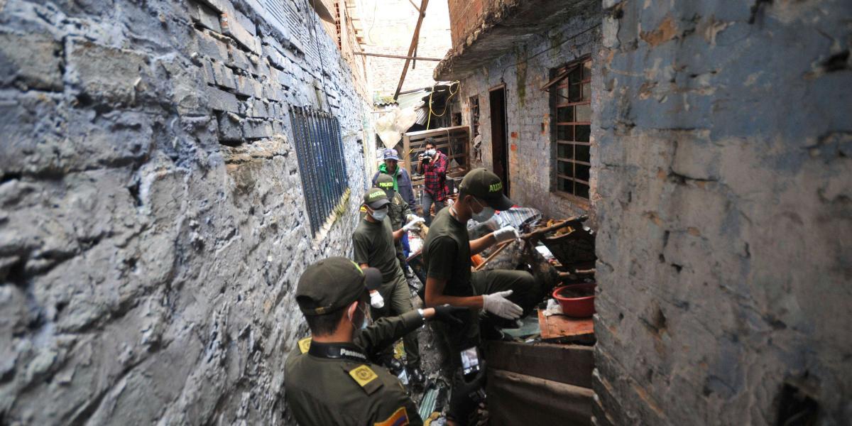Imagen del allanamiento de una olla del narcotráfico en el sur de Bogotá.
