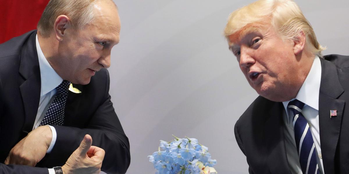 Para muchos, la expulsión masiva de diplomáticos rusos de EE. UU. es una ‘cortina de humo’ de Trump para quitar del foco el ‘affaire’ con la actriz porno Stormy Daniels.