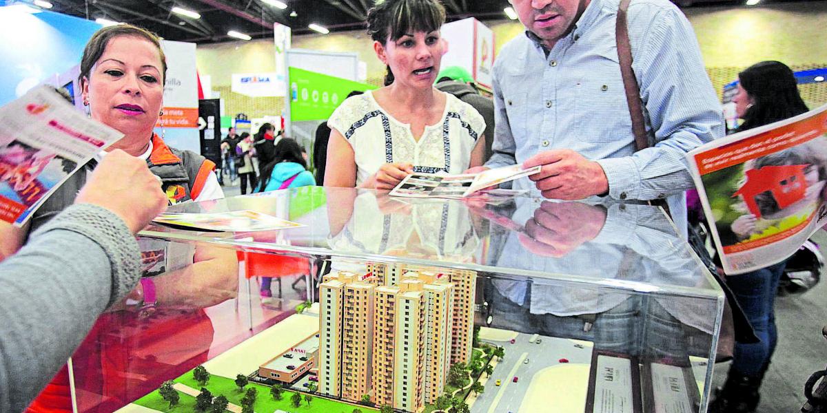 De 1.080 personas que adquirieron una vivienda de interés social en Bogotá, Medellín, Cali, Barranquilla, Cartagena, Bucaramanga y varias ciudades intermedias, el 78 por ciento lo hizo por primera vez.