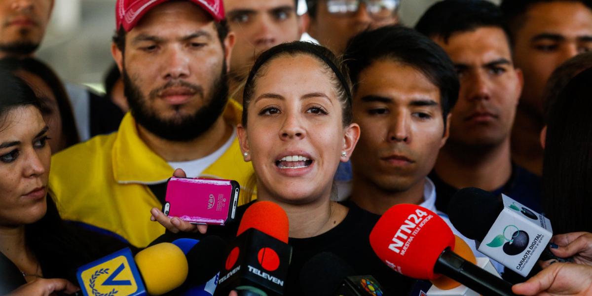 La presidenta de la Federación de Centros Universitarios de la Universidad Central de Venezuela, Rafaela Requesen, llamó a los estudiantes del país a debatir en el Congreso Nacional Juventudes del 19 de abril para buscar una hoja de ruta.