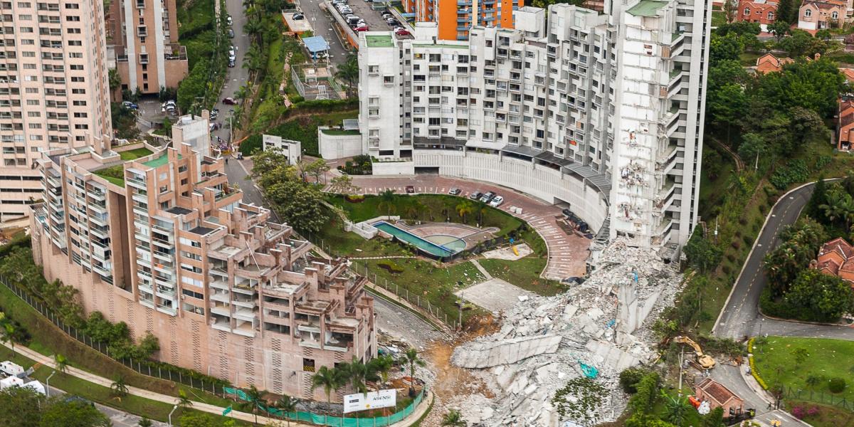 Así quedó el edificio Space ubicado en Medellín después de que se desplomara.