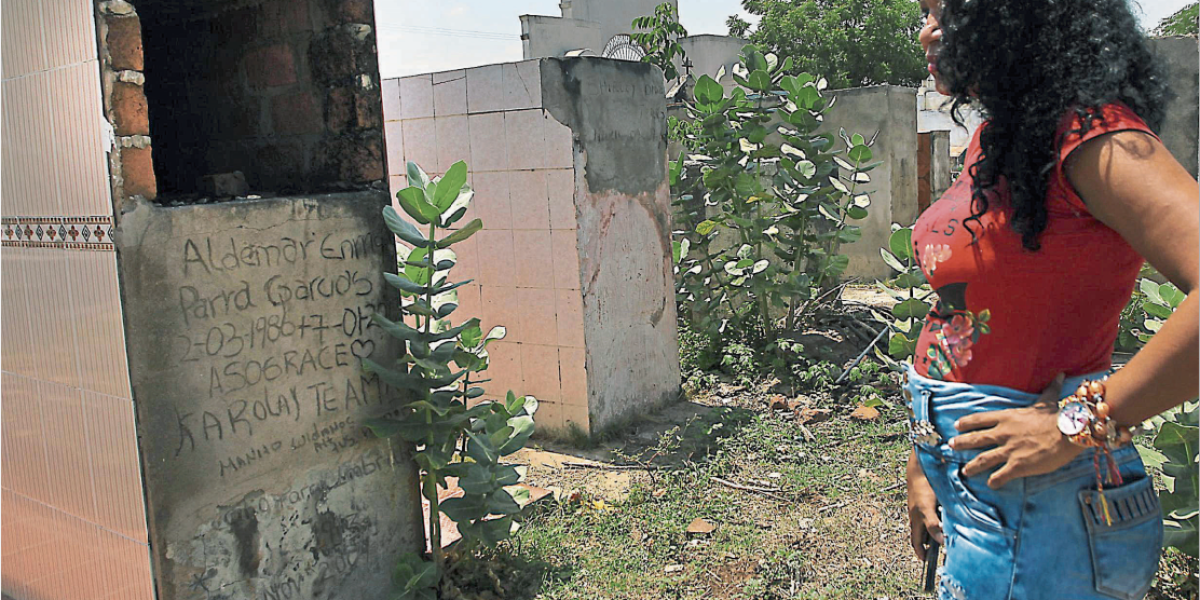 Los restos de Aldemar Parra permanecen en una improvisada bóveda del cementerio de La Loma, corregimiento del municipio de El Paso (Cesar).