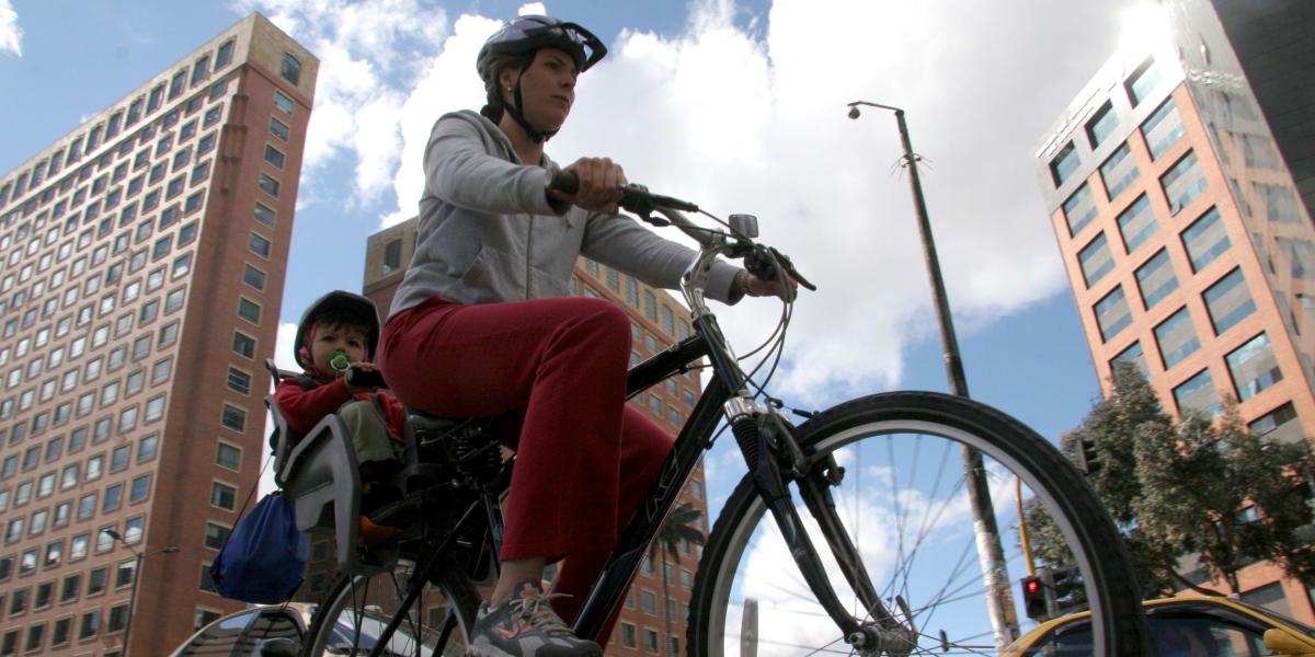 La acción de este año fue la aprobación del proyecto de acuerdo sobre los lineamientos de la política pública de la bicicleta, que busca garantizar el derecho del uso de la bicicleta como medio de transporte seguro.