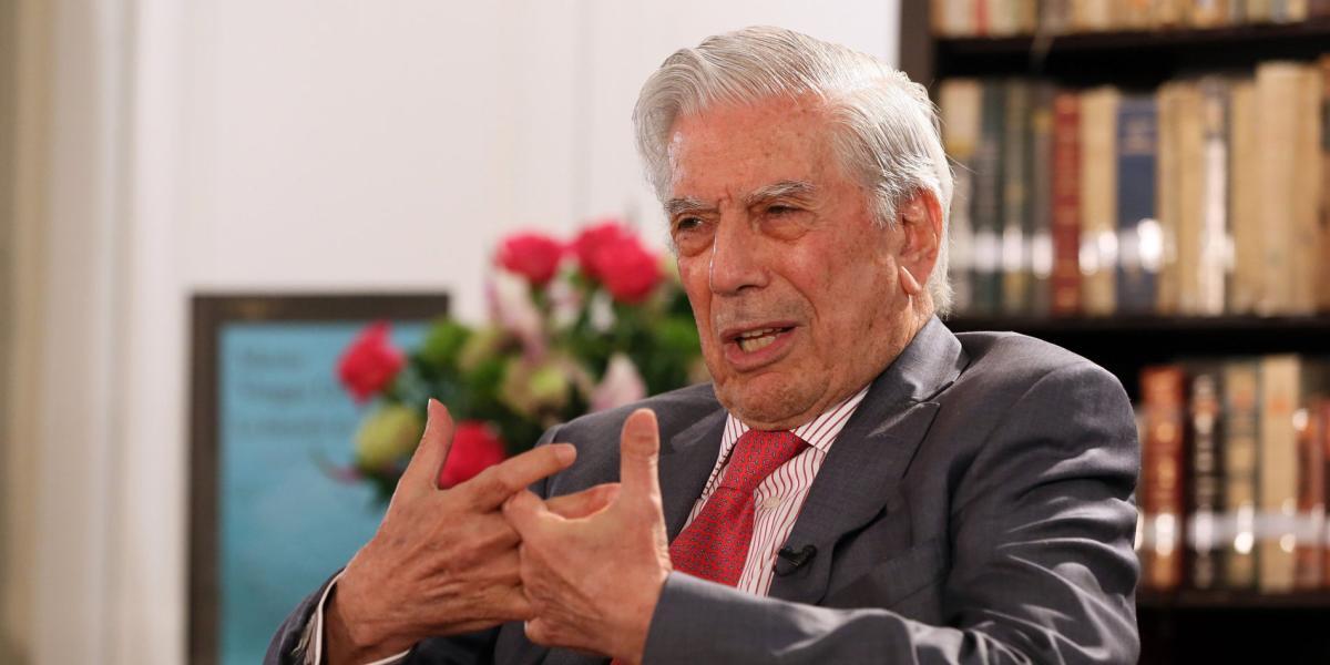 El escritor peruano Mario Vargas Llosa, premio nobel de literatura 2010.