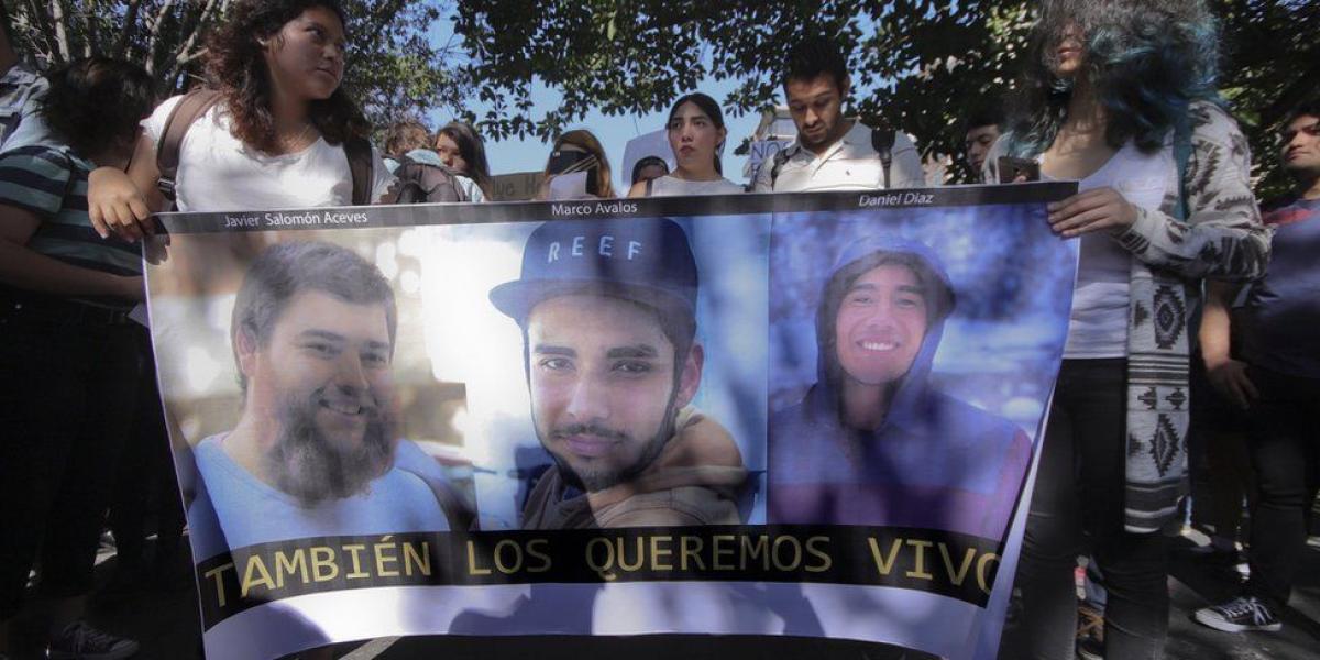 Javier Salomón Aceves Gastélum, de 25 años, Jesús Daniel Díaz, de 20, y Marco Francisco García Ávalos de 20, desparecieron el 19 de marzo.