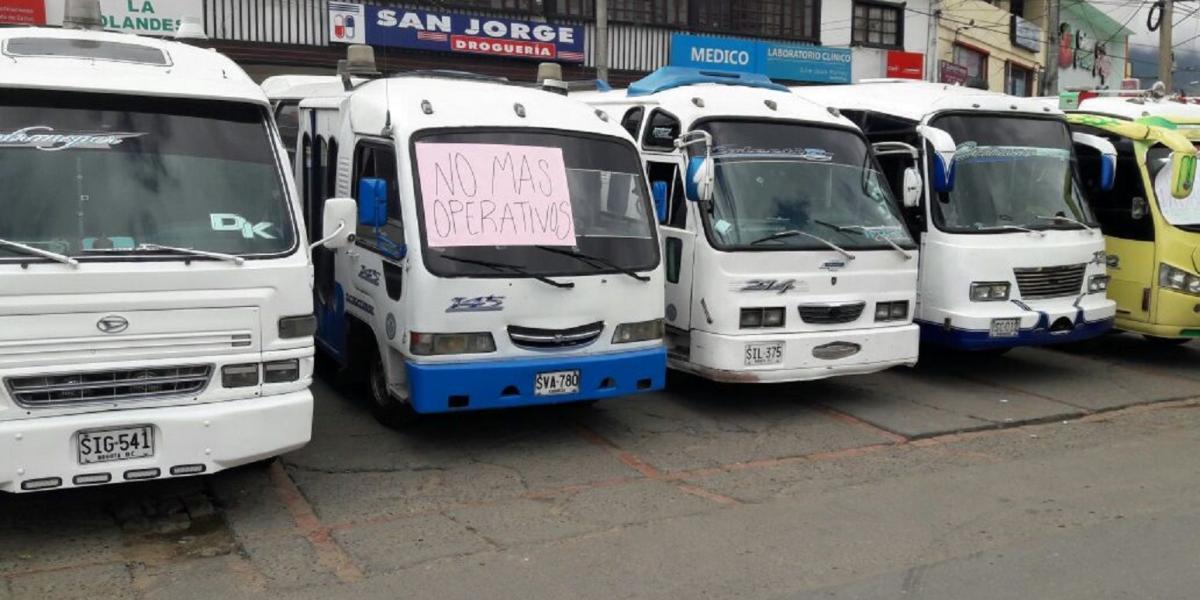 Los buses de la empresa Velosiba no salieron a rodar para protestar y los de otras empresas, por miedo a represalias.