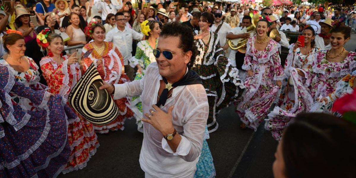 Carlos Vives, en el desfile de Piloneras del Festival de la Leyenda Vallenata 2018.