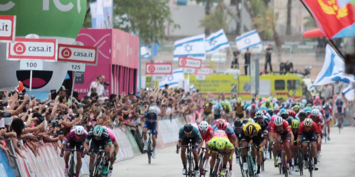 El actual líder del Giro es el australiano Rohan Dennis.