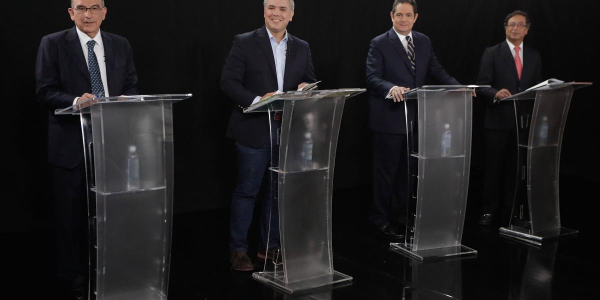 Humberto de La Calle, Iván Duque, Germán Vargas Lleras y Gustavo Petro asistieron al debate organizado por Canal Capital.