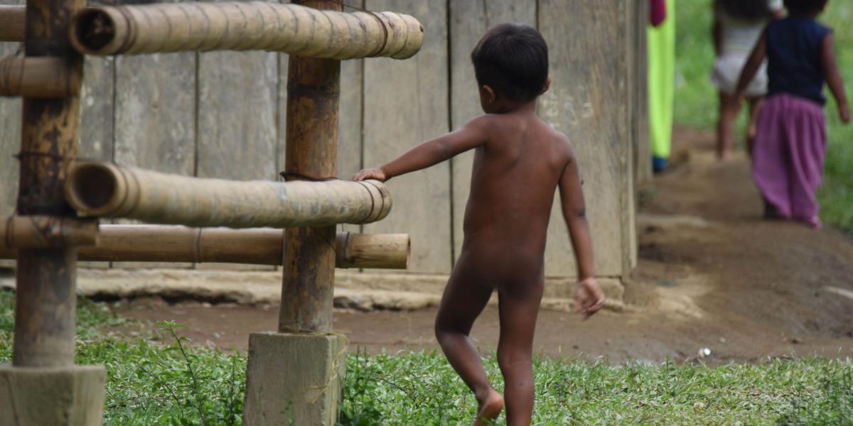 Las condiciones de vida de los niños embera es terreno abonado para las enfermedades.