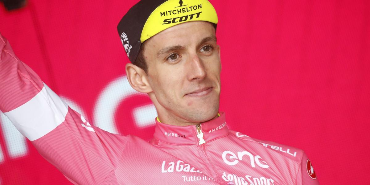 Simon Yates continúa como líder del Giro de Italia 2018 luego de la octava etapa.
