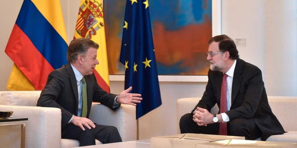 El presidente colombiano, Juan Manuel Santos, en compañía del mandatario español, Mariano Rajoy.