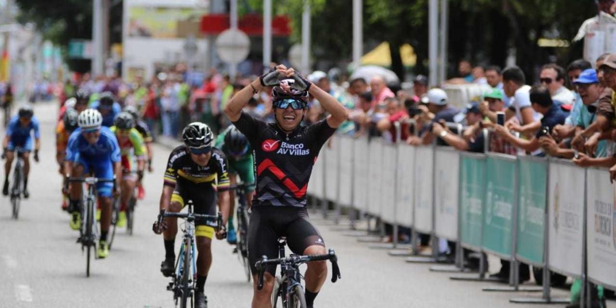 Esteban Guerrero, ganador en Neiva en la Vuelta de la Juventud.
