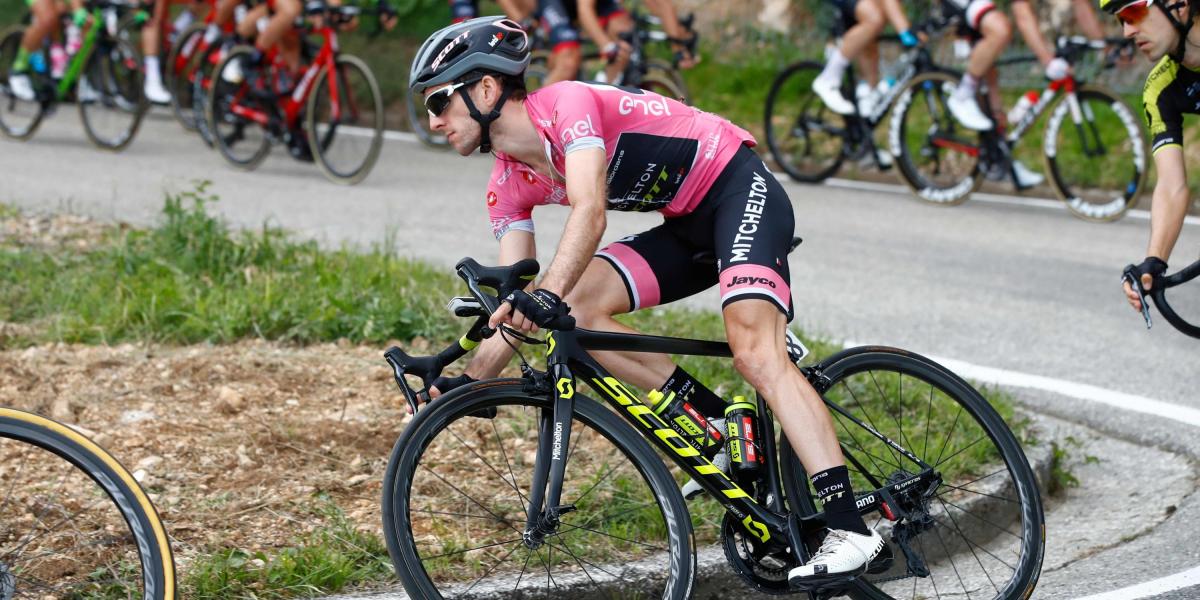 Simon Yates, líder del Giro de Italia.