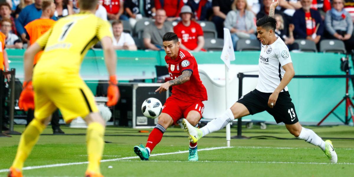 James Rodríguez fue titular durante todo el partido en la derrota del Bayern en la Copa de Alemania 1-2 contra el Frankfurt.