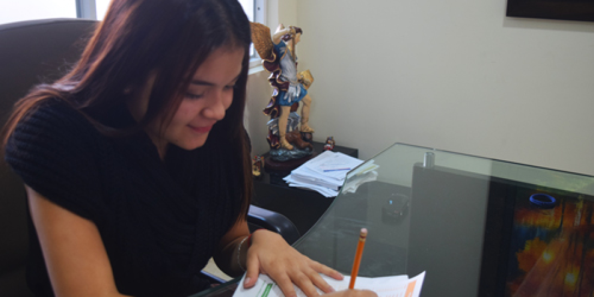 La familia de la bachiller Mónica Campo Castro autorizó publicar su imagen y su historia sobre el alto puntaje en la prueba del Estado.