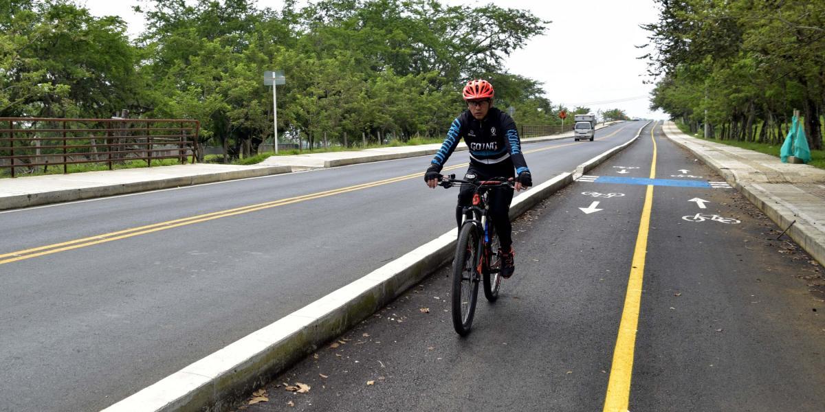 La idea es que el bicicarril abarque todos los tres kilómetros de obra de la ampliación propuesta por la Alcaldía.