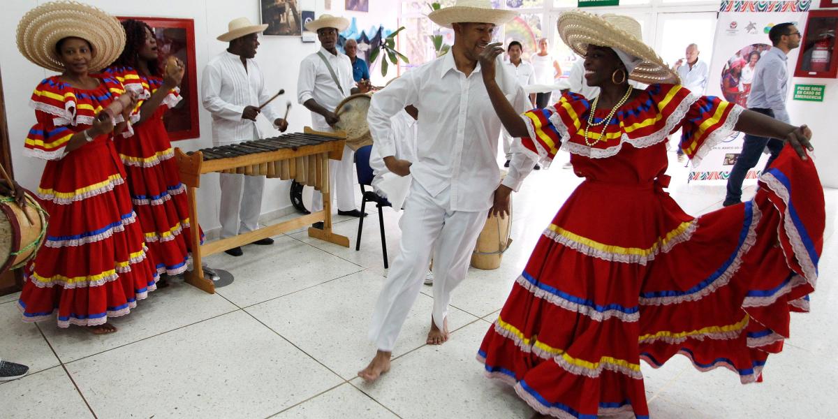 Baile de cultura afro del Pacífico,