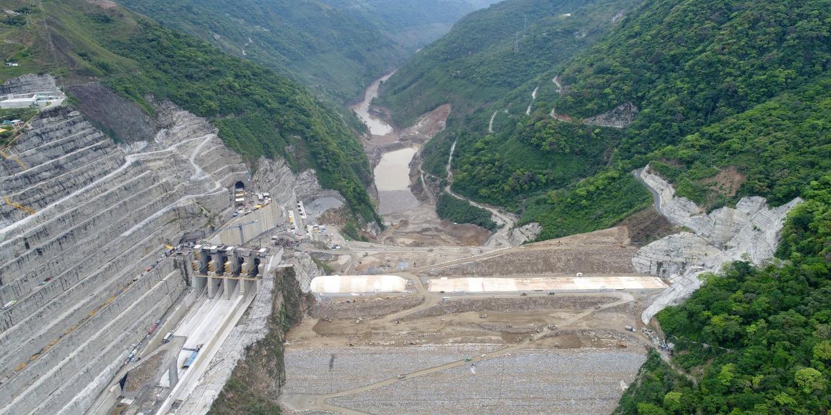 Toledo Antioquia abril 30 de 2018 Hidroeléctrica de Ituango . Antioquia mayo de 2018 Vista panorámica de la Hidroeléctrica Hidroituango.