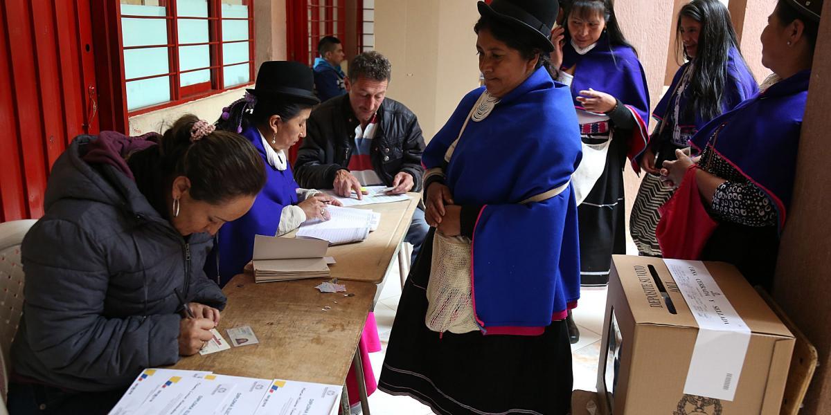 La población indígena del Cauca tuvo una importante participación en las elecciones. El Cauca fue uno de las regiones donde las fuerzas tradicionales perdieron.