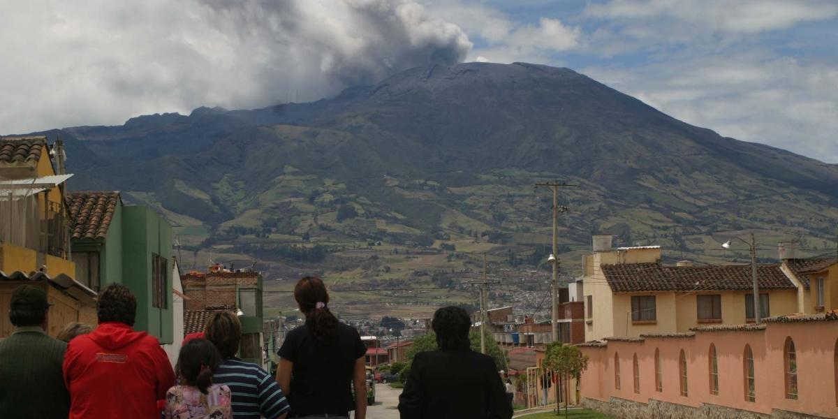 El volcán Galeras está ubicado a nueve kilómetros de Pasto.