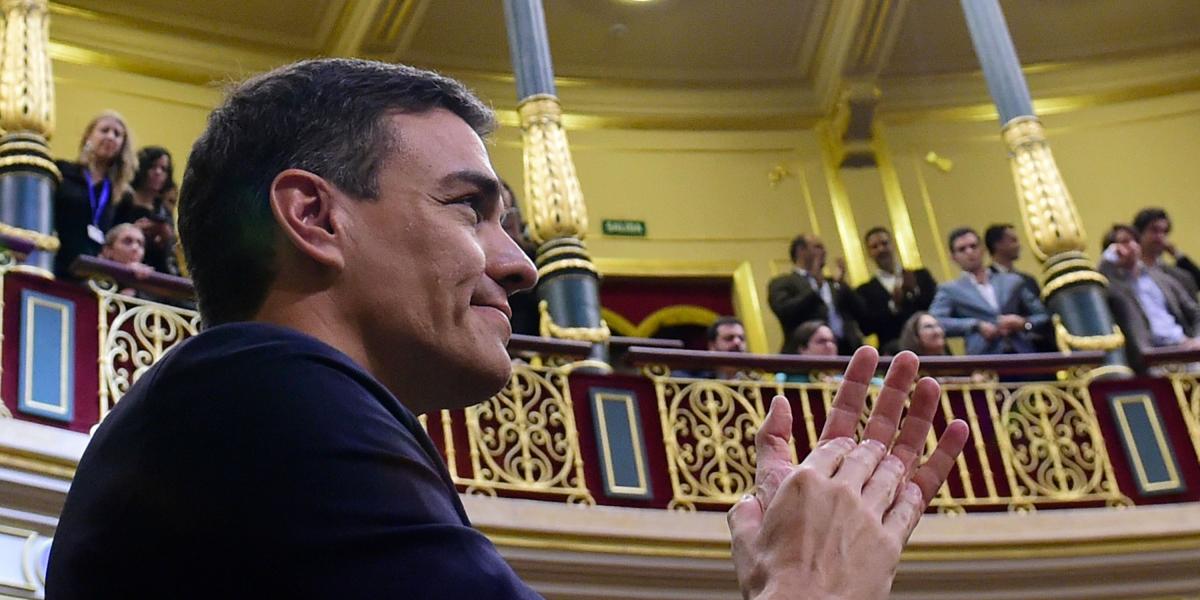 El nuevo jefe de gobierno español es el secretario del Partido Socialista Obrero Español (Psoe).