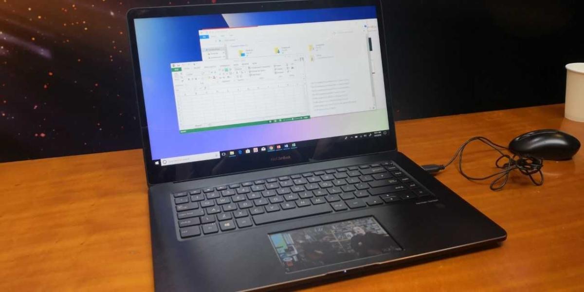 El nuevo portátil de su línea premium de computadores ZenBook Pro 15 UX 580 fue presentado durante Computex 2018