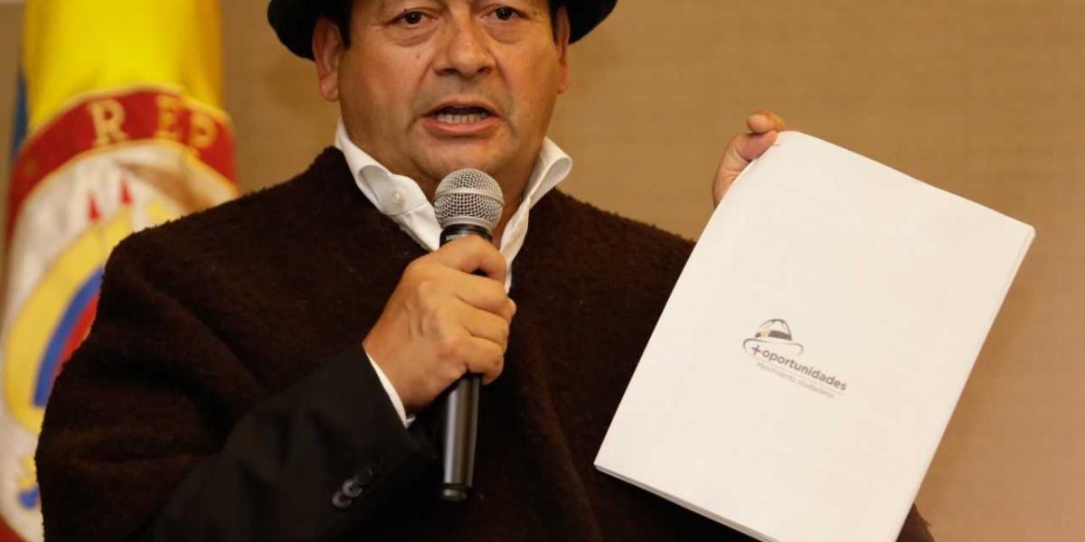 Jesús Guerrero, socio de Servientrega, oficializó en Bogotá su respaldo a la candidatura presidencial de Iván Duque.