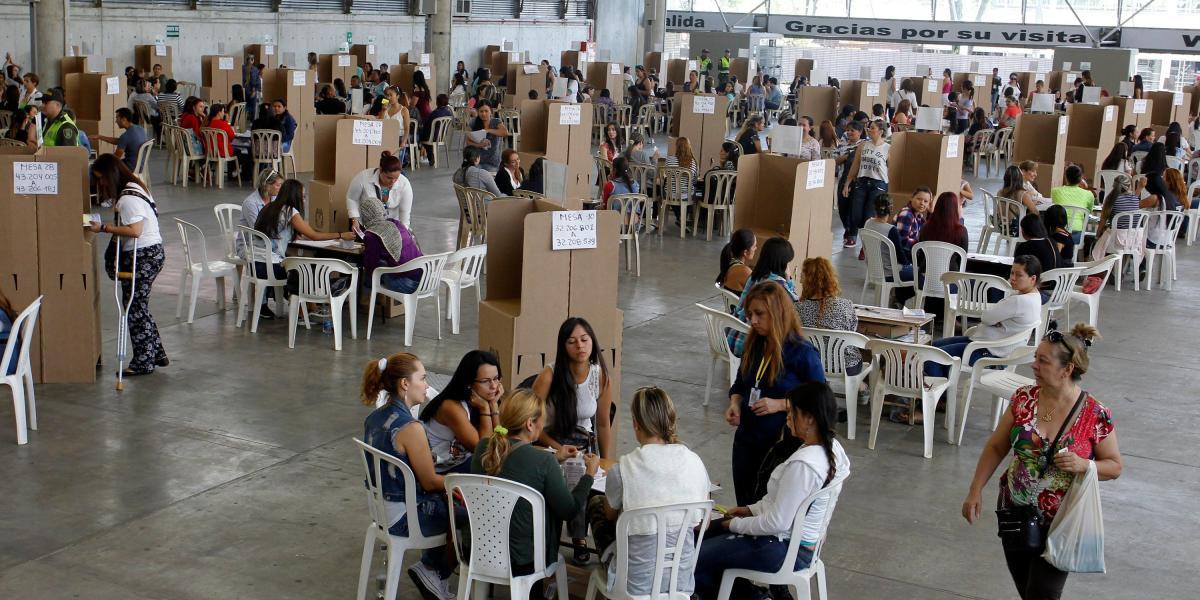 La prensa internacional destaca la importancia de estas elecciones para los colombianos por el momento histórico.