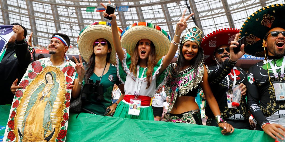Los hinchas mexicanos incluso se llevaron a la virgen de Guadalupe para que los acompañara en su debut en Rusia 2018.