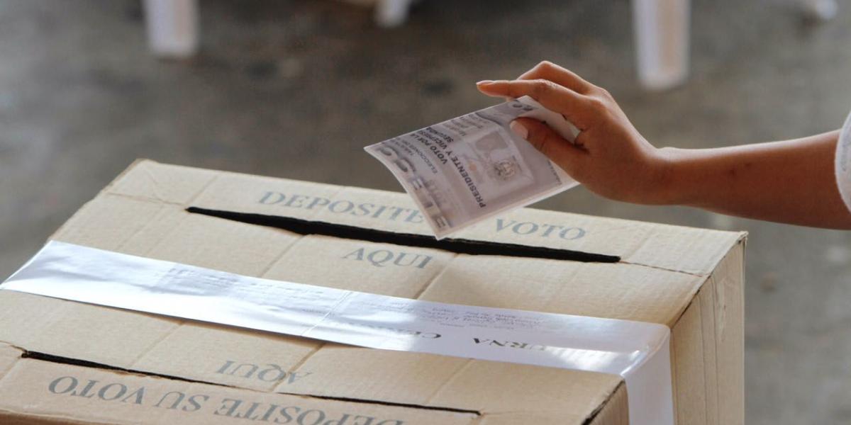 Entre las 8 a. m. y las 4 p. m. estarán abiertos los puestos de votación para la segunda vuelta presidencial en Colombia.