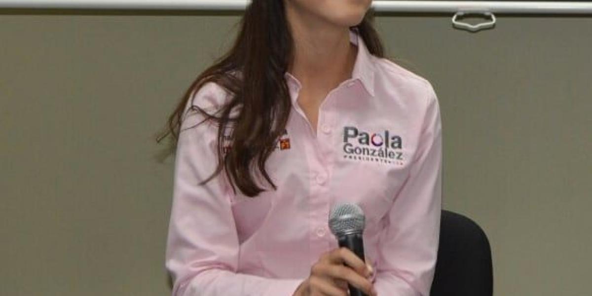 Paola fue elegida para "representar a la juventud" que suma 54 por ciento de la población de Tepatitlán, municipio ubicado en una de las zonas de producción agrícola más importantes de México.