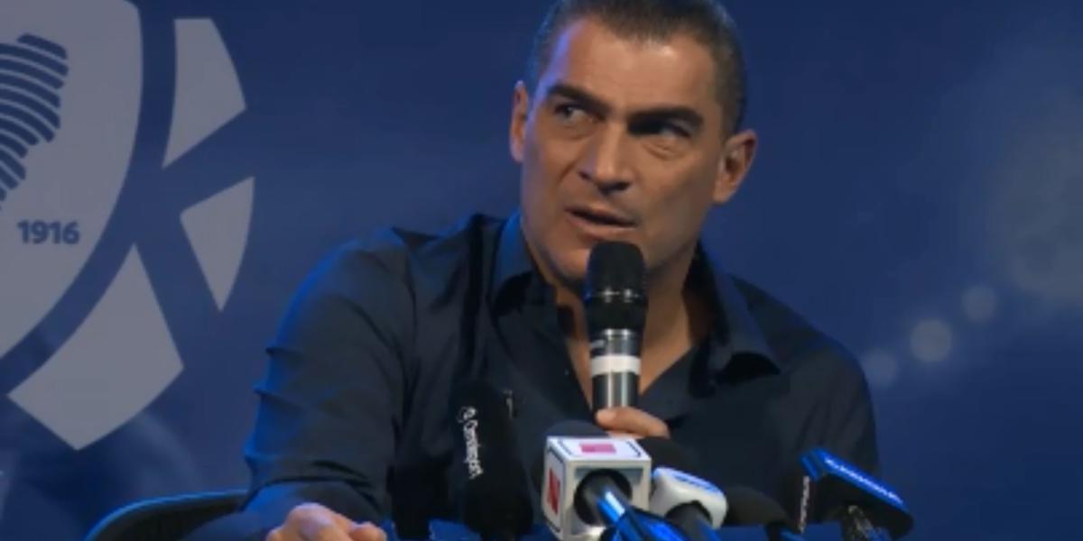 El exarquero de la Selección Colombia, Faryd Mondragón, criticó duramente el proceso de paz con las Farc.