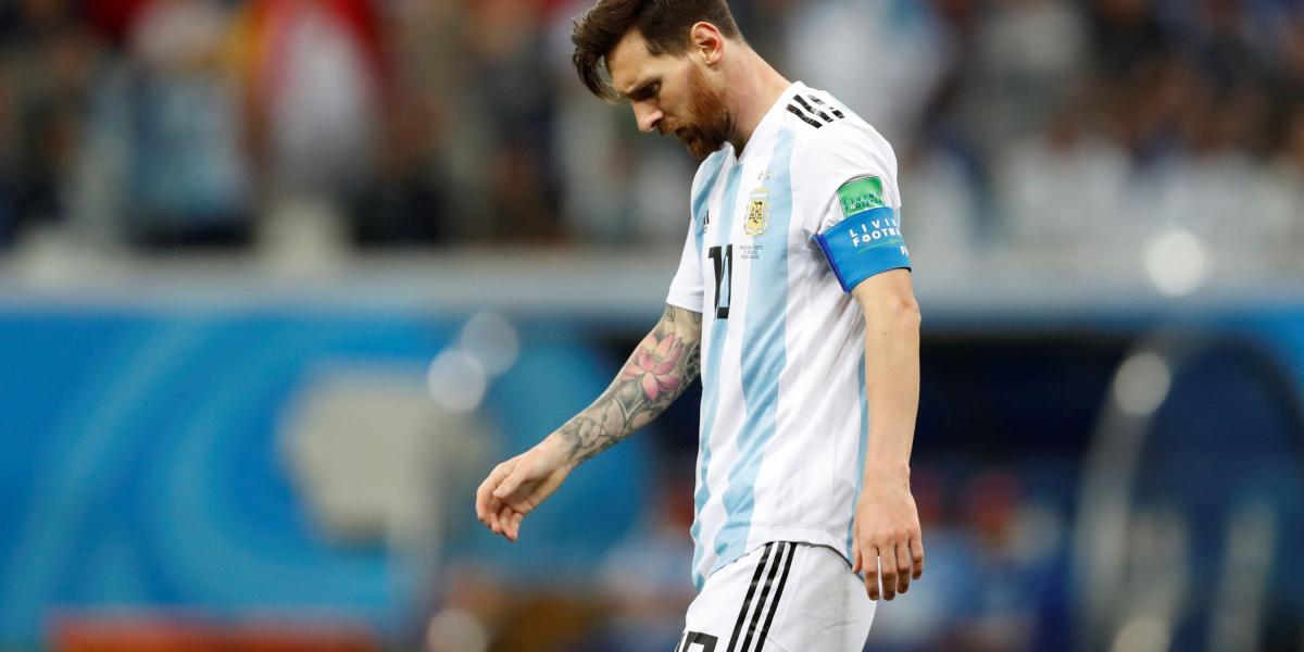 Para Barraza, Messi no puede torcer el destino de ningún partido, salvo una jugada aislada e individual. Además, señaló, está mal rodeado.